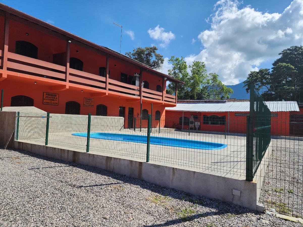0001.09 - Maranduba - Chale Terreo - 1 Dormitorio - 6 Pessoas - 2 Quadras Do Mar - Piscina - Wi-Fi Ubatuba Kültér fotó